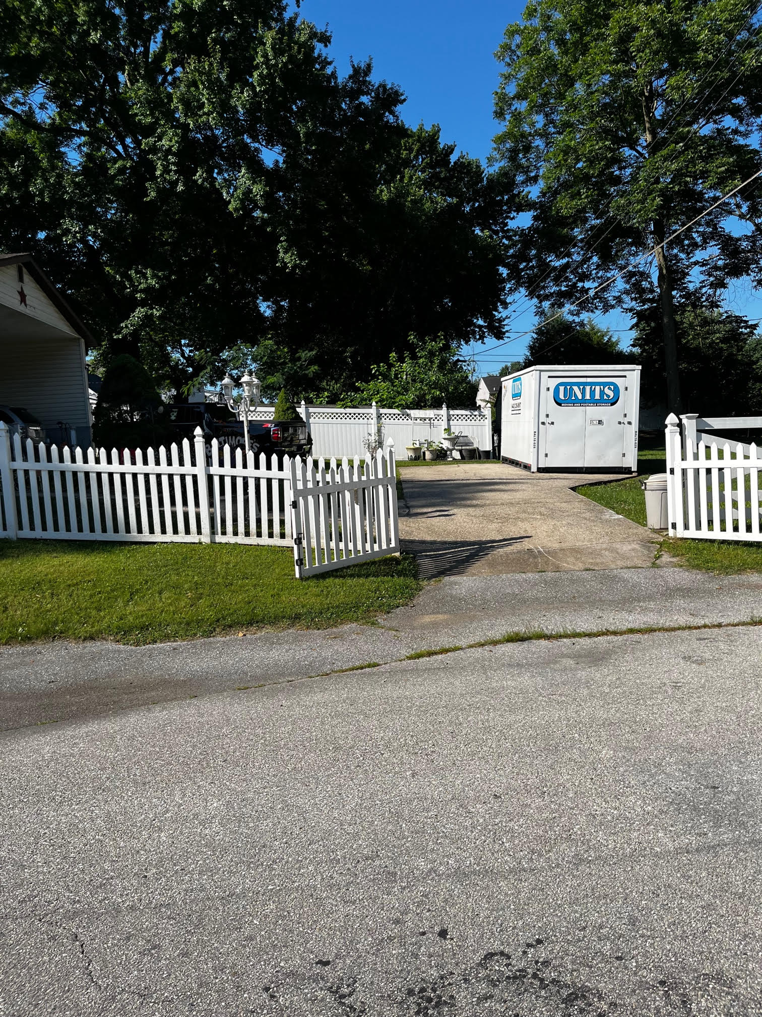 UNITS Portable Storage Container in front yard in Baltimore Maryland