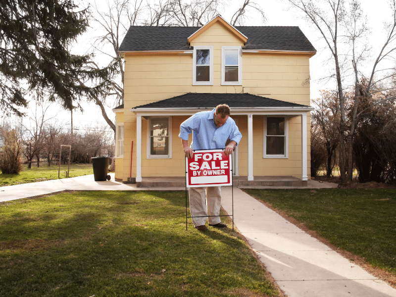 Exploring the Pros and Cons of “For Sale by Owner”