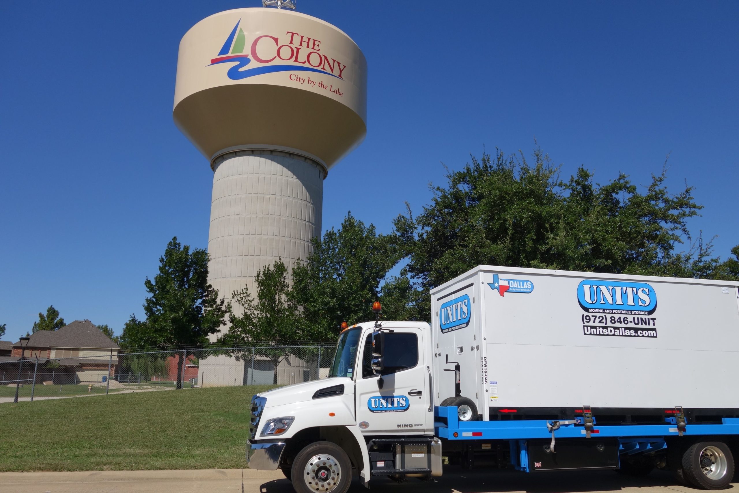 UNITS truck delivering container