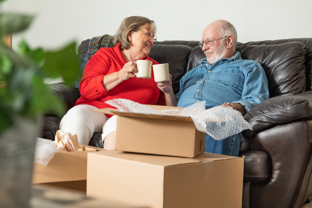 An elderly couple downsizing with UNITS