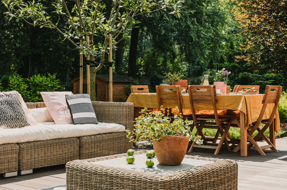 Units of Fort Lauderdale backyard patio for lounging