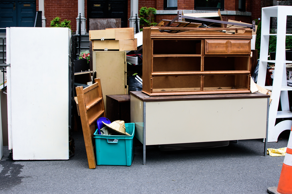 Storing Furniture with Portable Storage Containers in North Houston