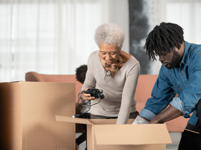 Moving Long-Distance With Your Elderly Parents in northeast kansas made easy