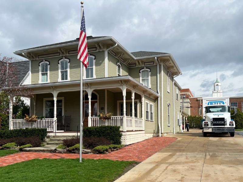 UNITS® Moving and Portable Storage Supports Chagrin Historical Society’s Expansion Project