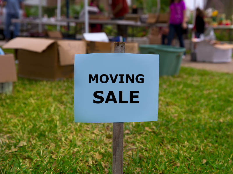 How to Hold a Successful Moving Sale