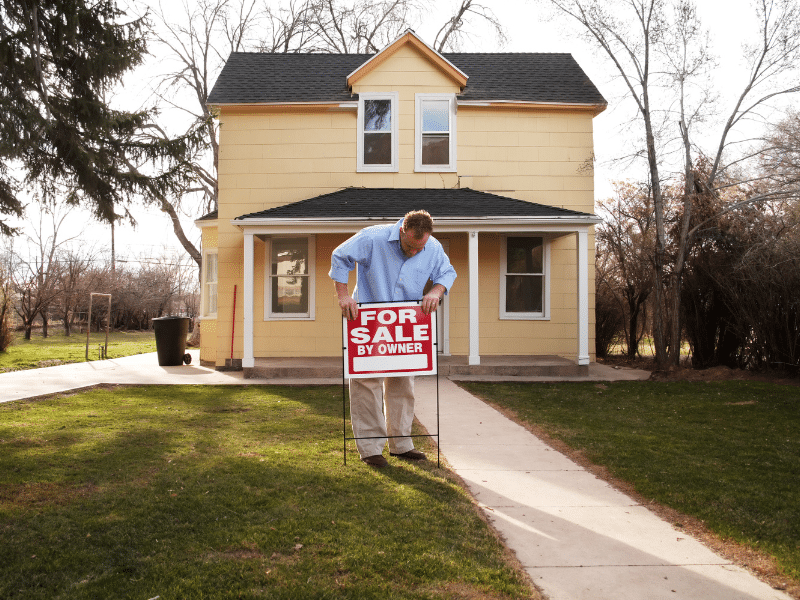 Embrace the Autumn Advantage: Listing Your House for Sale in the Fall