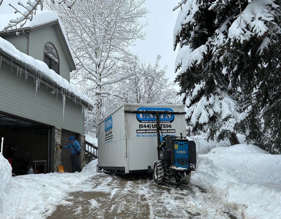 Don’t Let Winter Weather Stop Your Move: How UNITS® Moving and Portable Storage Can Help