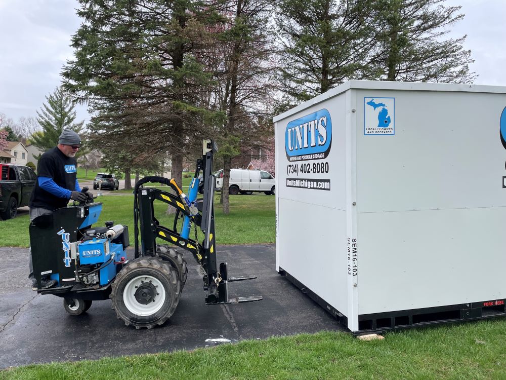 UNITS® Moving and Portable Storage: Setting the Standard for Unmatched Customer Service